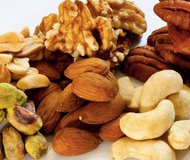 БОНУС из орешков (макадамия естественного открытия Вьетнам + ключ, миндаль жареный соленый в скорлупе, пекан в скорлупе) 1.0 шт